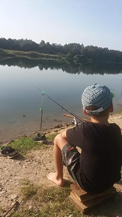 Aris Pokoje Goscinne Wojnicz Kültér fotó